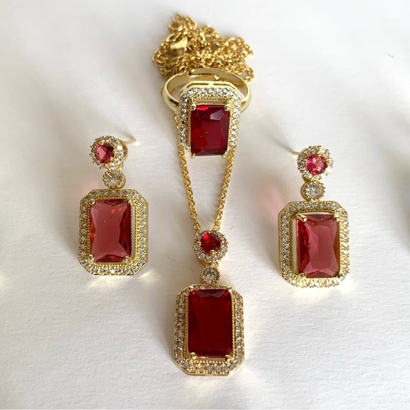 ♦️SALE♦️Luxury Red Cubic Zirconia Sets - Picture 3 of 16